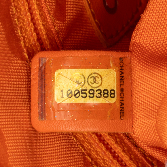 Pre-Loved Chanel Quilted Lambskin Cambon Ligne Flat Crossbody - Picture 6 of 8